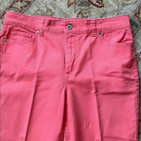 Charter Club Coral Classic Capri Jeans Size 12 EUC - Picture 2 of 9